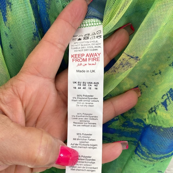 Pretty little thing cover up NWT - Picture 6 of 8